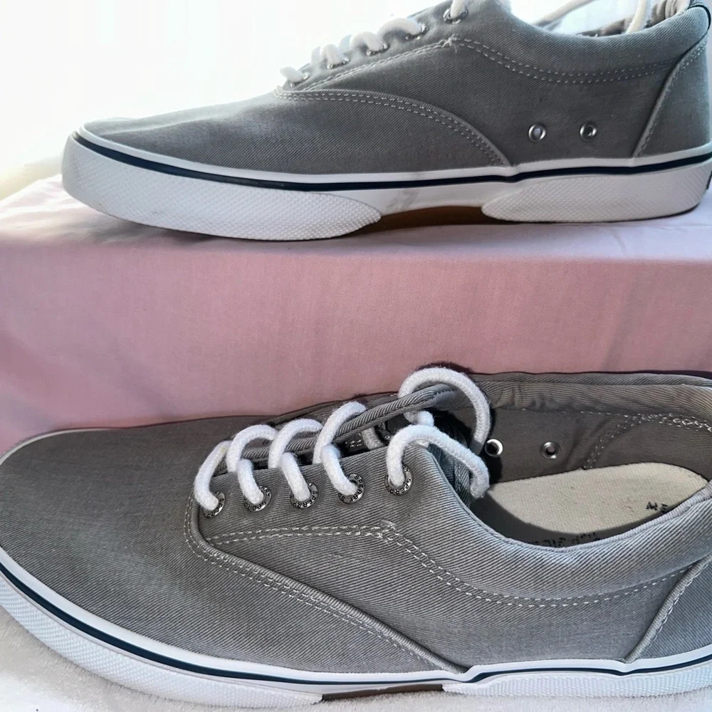 Sperry gray classic shoes
